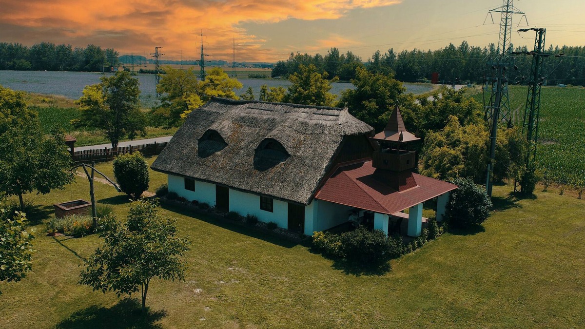 Kralovicove Kracany Other | Enjoy the quiet nature in our unique house.