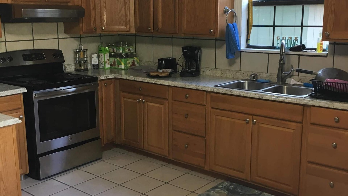 Noel House | Enjoy the river fun at the Blue Elk Bungalow