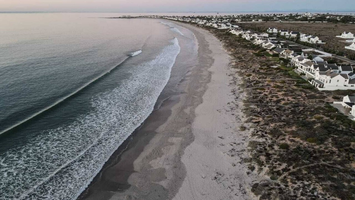 St. Helena Bay Cottage | Enjoy the Self - Catering Cottage in St Helana bay. Golfing, Walks on the beach.