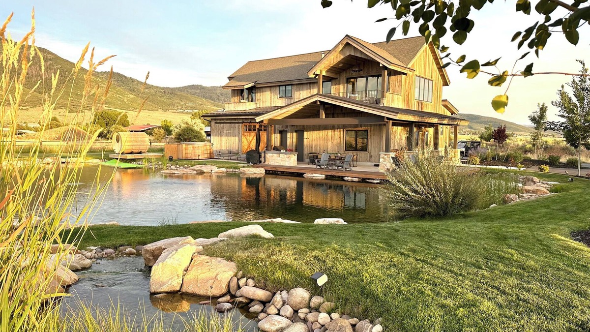 Oakley House | Enjoy the tranquility & serenity. Barnhouse at Twilight Moon Ranch.