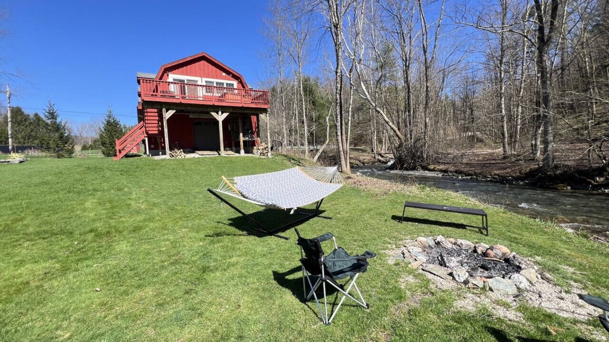 Sandgate House | Enjoy the views and Vermont Vibes