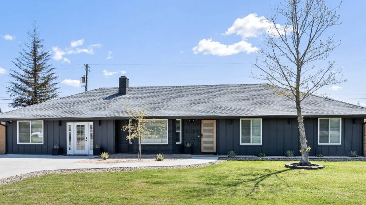 Madera House | Enjoy this Contemporary Family friendly Home