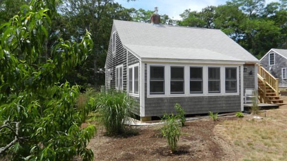 East Harwich Cottage | Enjoy This Quaint & Renovated 2BR Cottage (1553)
