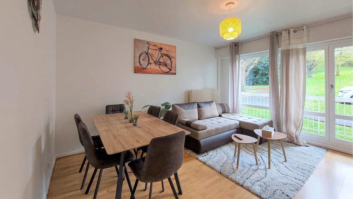 Ep 21 - Saint-Paul Apartment | Enjoy your vacation in beautiful Montbéliard and this tasteful vacation apartment.