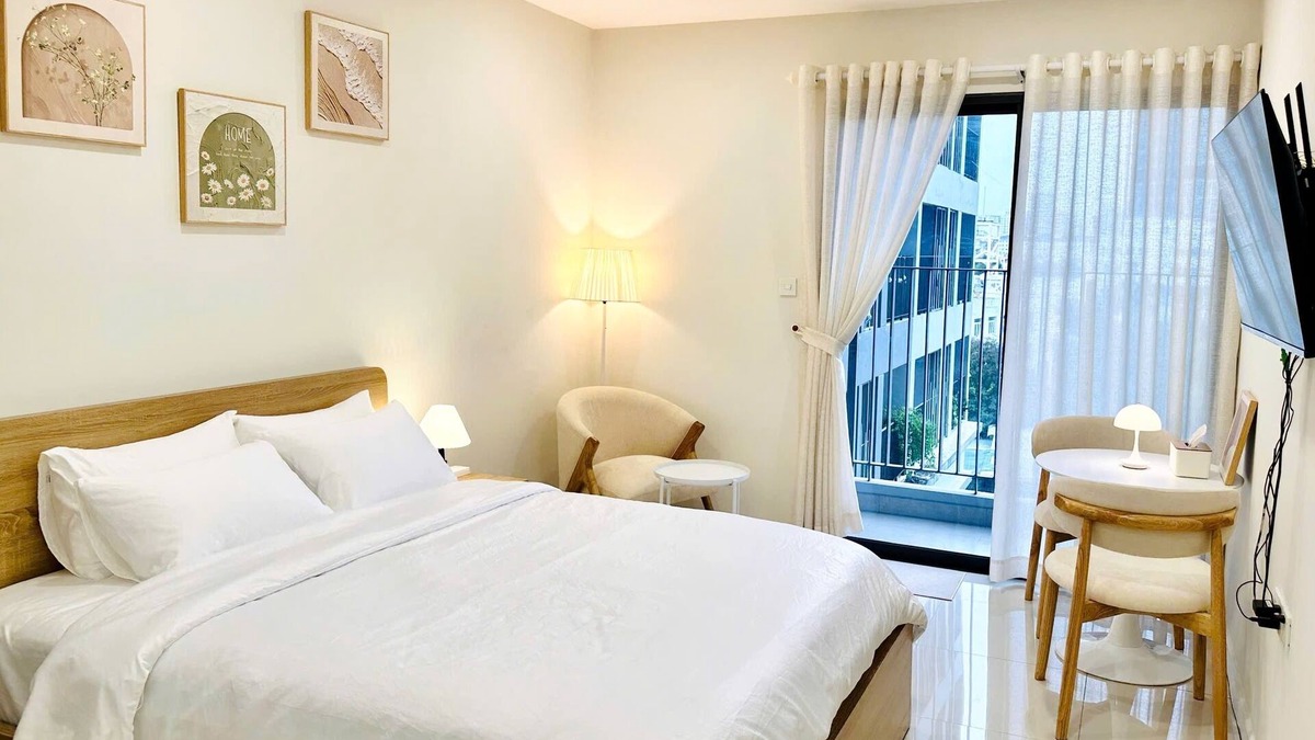 Tan Qui Dong Apartment | Enjoyable studio Lavida Serene, Comfy Bed - Near RMIT, SECC, Ho Chi Minh City