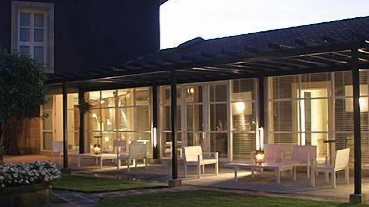 Meis Hotel | Enoturismo NovaVila Rias Baixas Wine Design