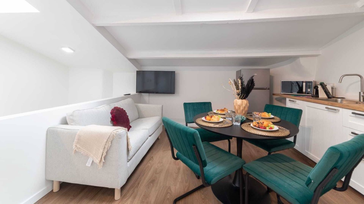 Quartier des Libertes - Vrijheidswijk Apartment | Enseignement IV - Two Bedroom Apartment, Sleeps 4