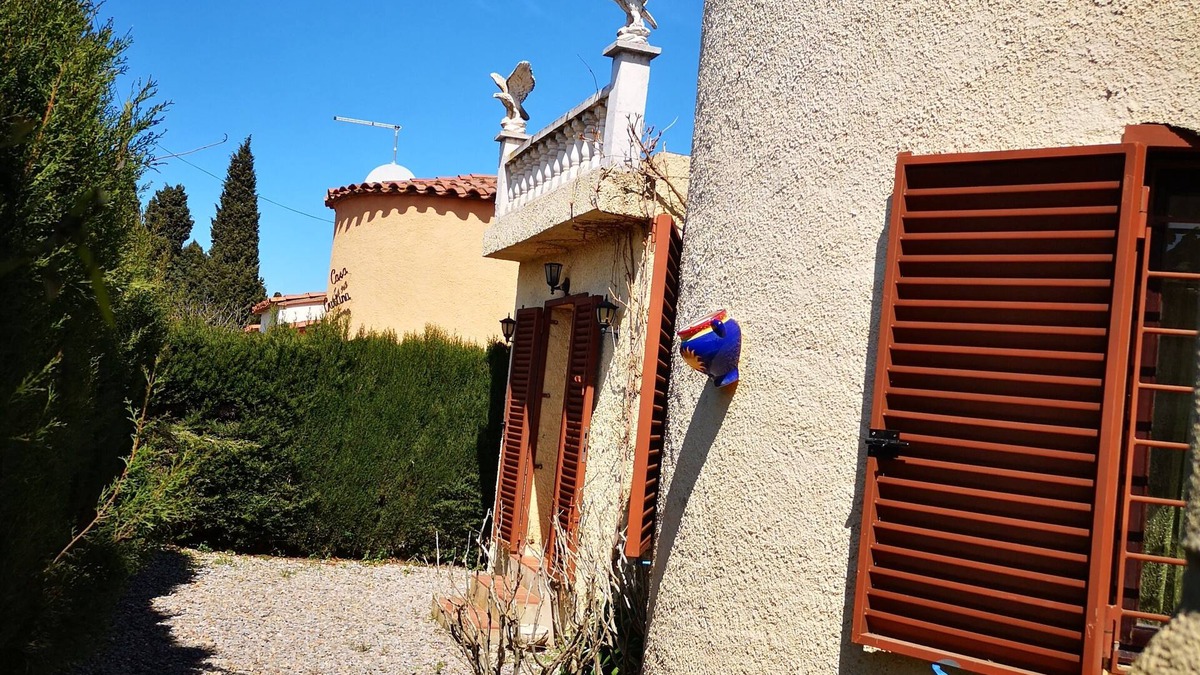 Torroella de Montgri House | ENSOLEILING AND RELAXING STAY AT THE CASA PEPITA REFRESHED IN 2023 (kitchen etc.)