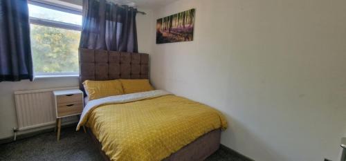 Little Holland House | Ensuite Room