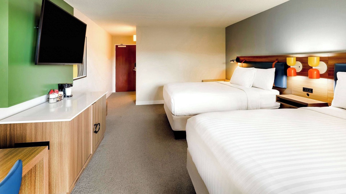 Oyster Point Resort | Ensuring a Very Comfortable & Memorable Stay! Near Jack Drago Park