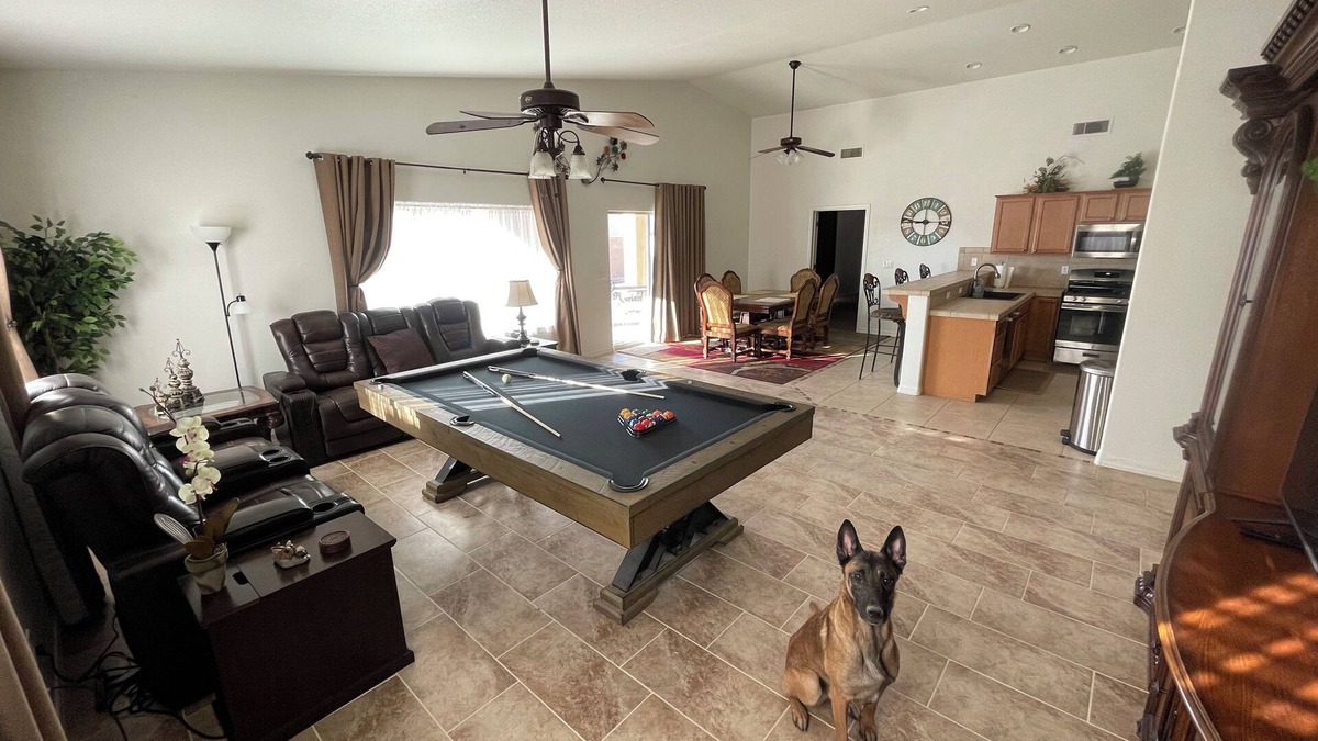 Fort Mohave House | Entire 2,379 sqft house with a lot of amenities!