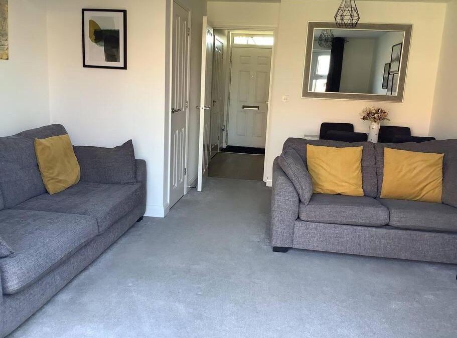 Tamworth House | Entire 2 bedroom house in Tamworth
