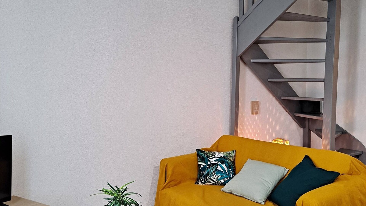 Nimes City Centre Apartment | Entire accommodation in sunny Nîmes :