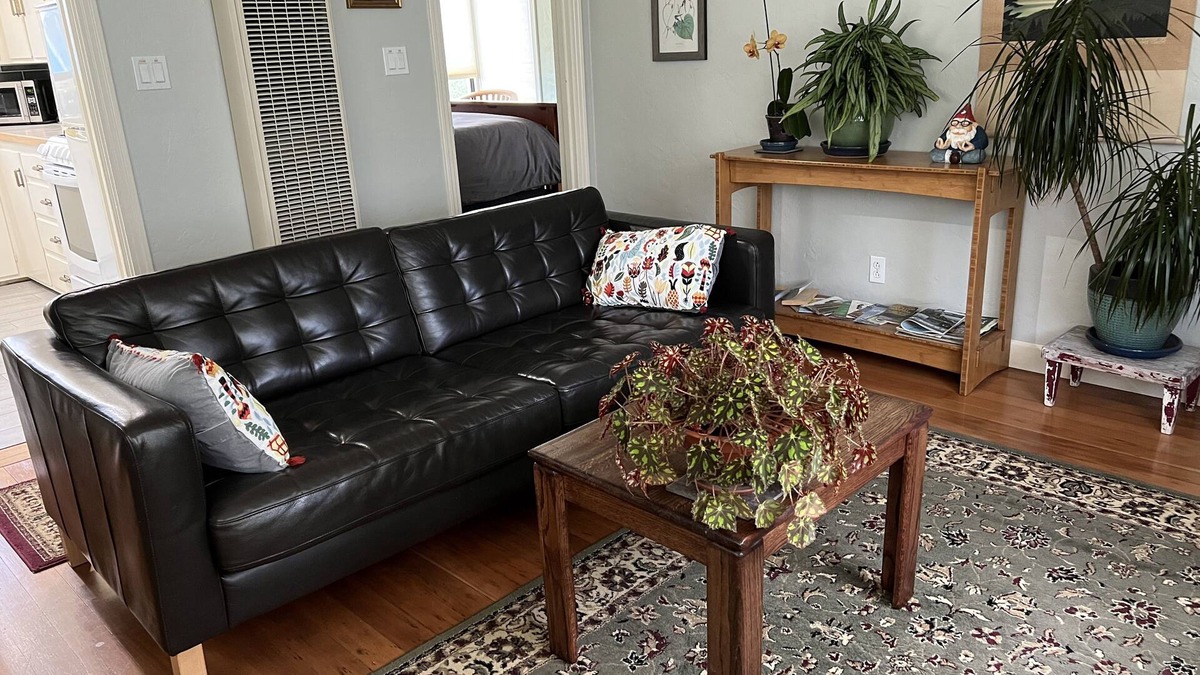 Eureka Apartment | Entire ADU Walking Distance to Old Town