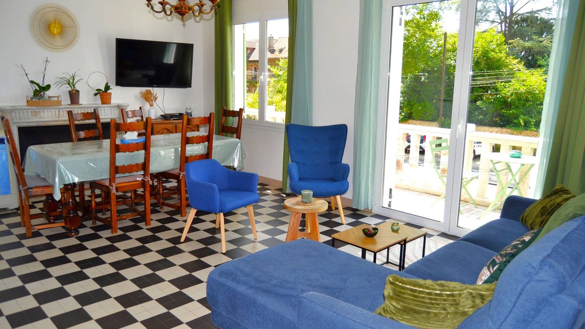 Triel-sur-Seine Apartment | Entire apartment - Triel-sur-Seine, France