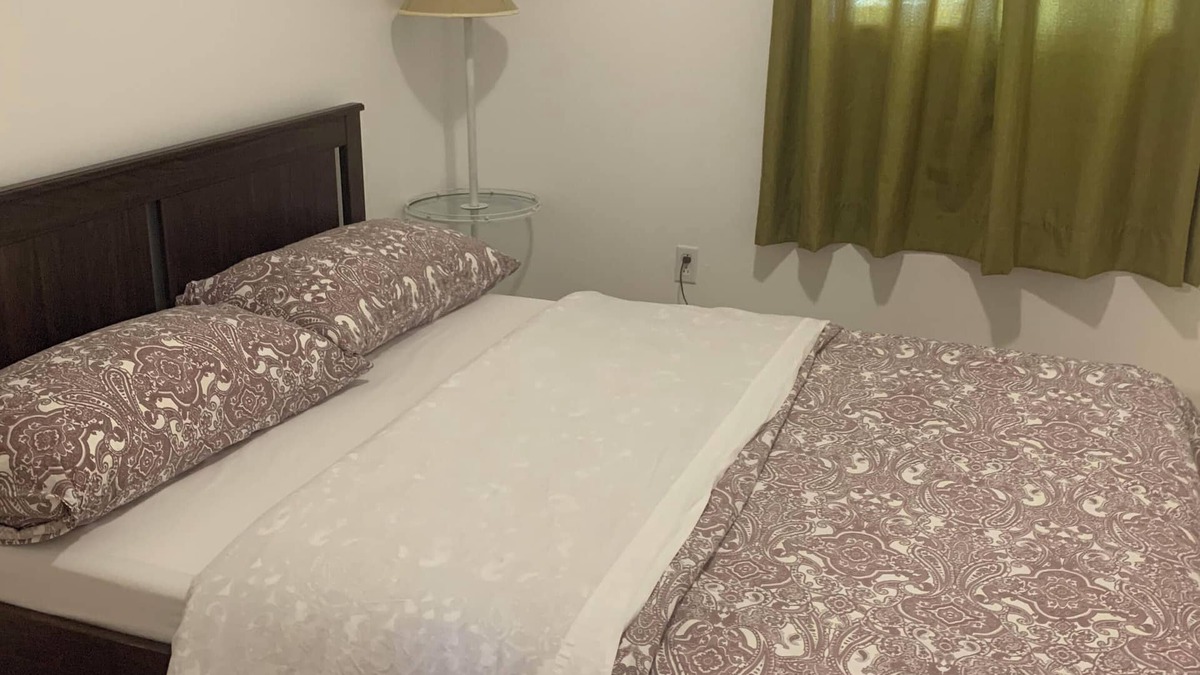 Hull Apartment | Entire apartment, Few minutes from Downtown Gatineau/Ottawa Parliament. n