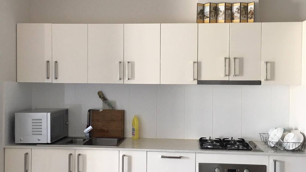 Mawson Lakes Apartment | Entire apartment is yours, pay less for more