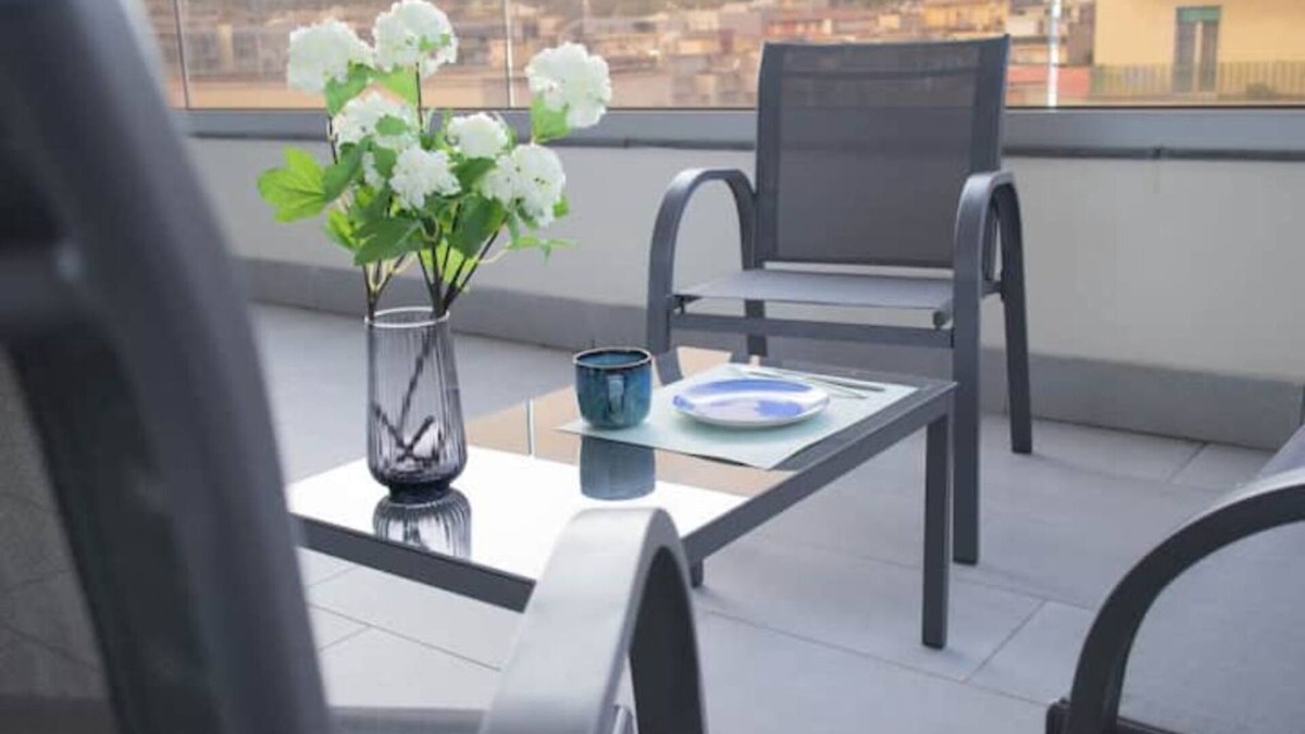 Naples Apartment | Entire apartment located in Naples