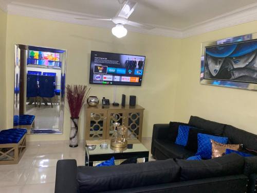Los Rios Apartment | Entire Apartment Tu Nido De Amor netflix Wifi