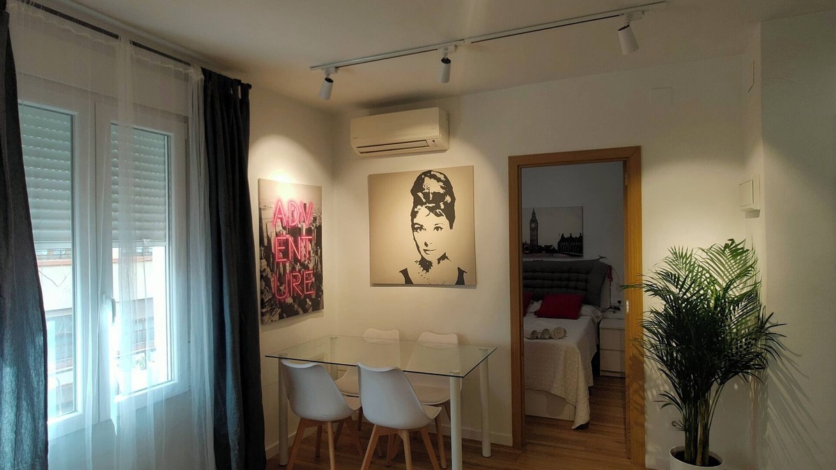 Extramurs Apartment | Entire apartment Wifi Valencia Centro