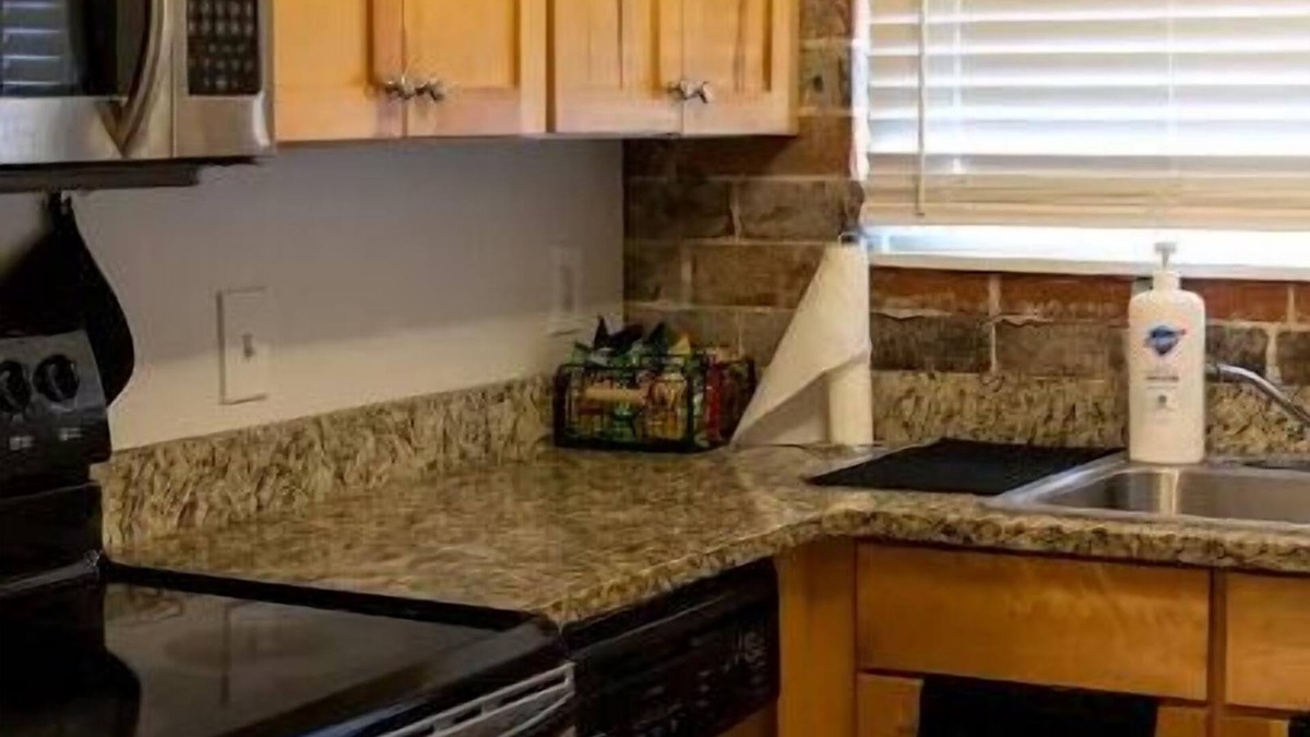 Mechanicsville Condo | Entire Atlanta Condo minutes from Downtown