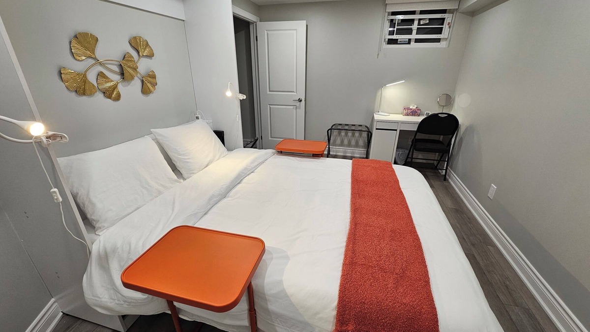 Richmond Hill Apartment | Entire Basement Suite | Private Access | Clean, Comfortable, and Convenient