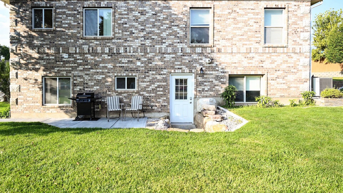 Smithfield House | Entire Basement