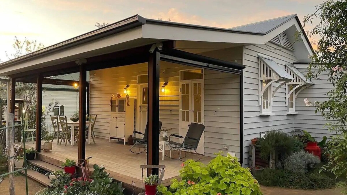 Canungra House | Entire Boutique Home "The Rustic Cottage - Canungra