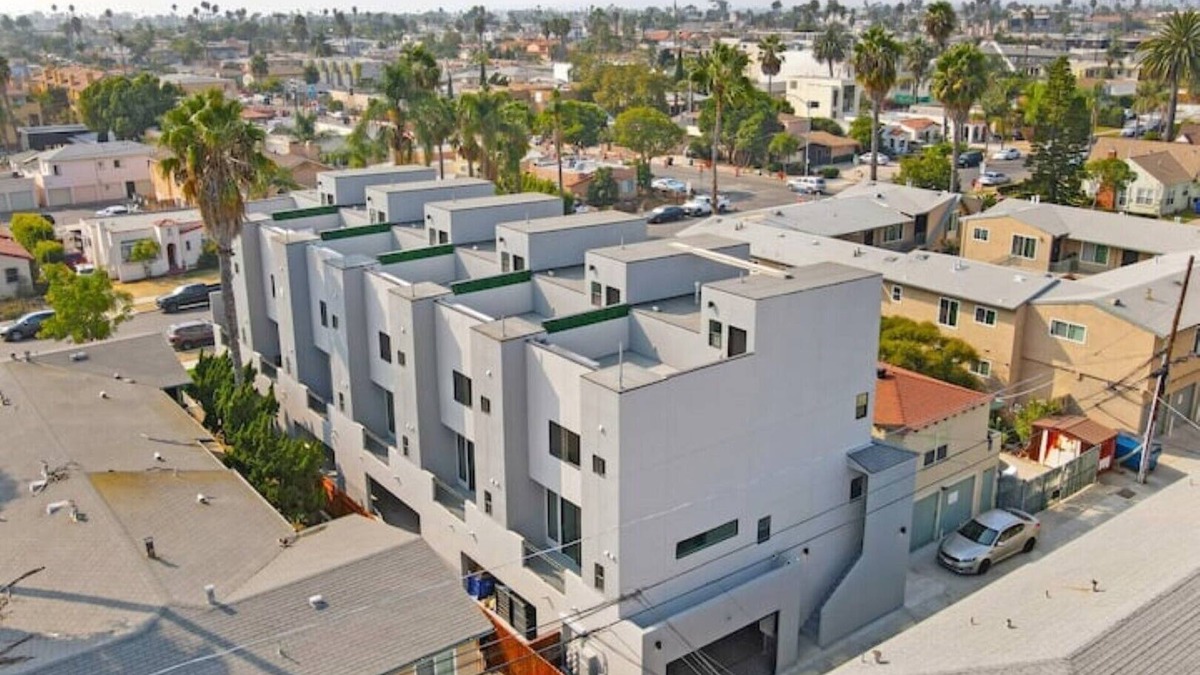 Normal Heights Condo | Entire Brand New Luxury Townhouse! #2