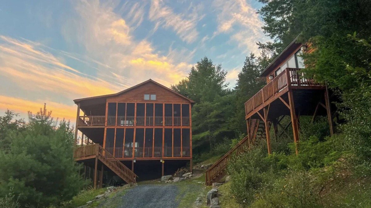 Lost River Cabin | Entire Cabin in Lost River w/fire pit + pet friendly!