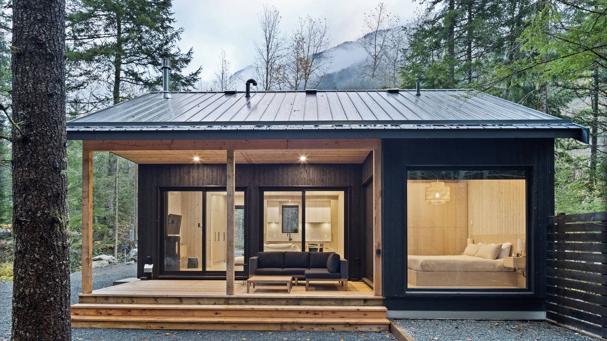 Fraser Valley Regional District Cabin | Entire Cabin near Manning Park tucked away in the mountains!