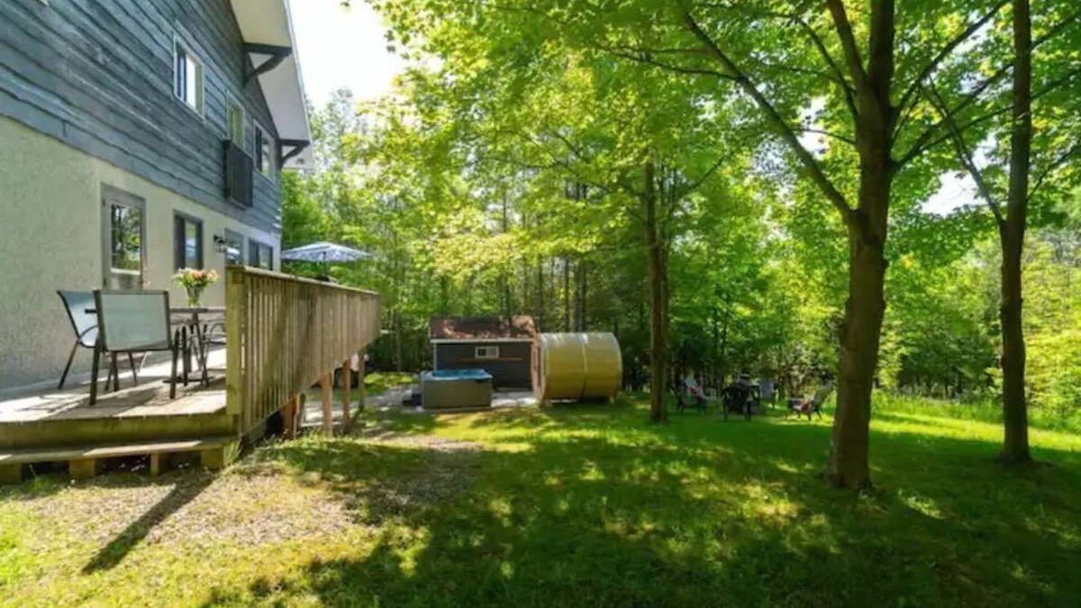 Kimberley Ski Chalet | Entire Chalet - Hot tub -Sauna - 25 mins to Blue Mountain