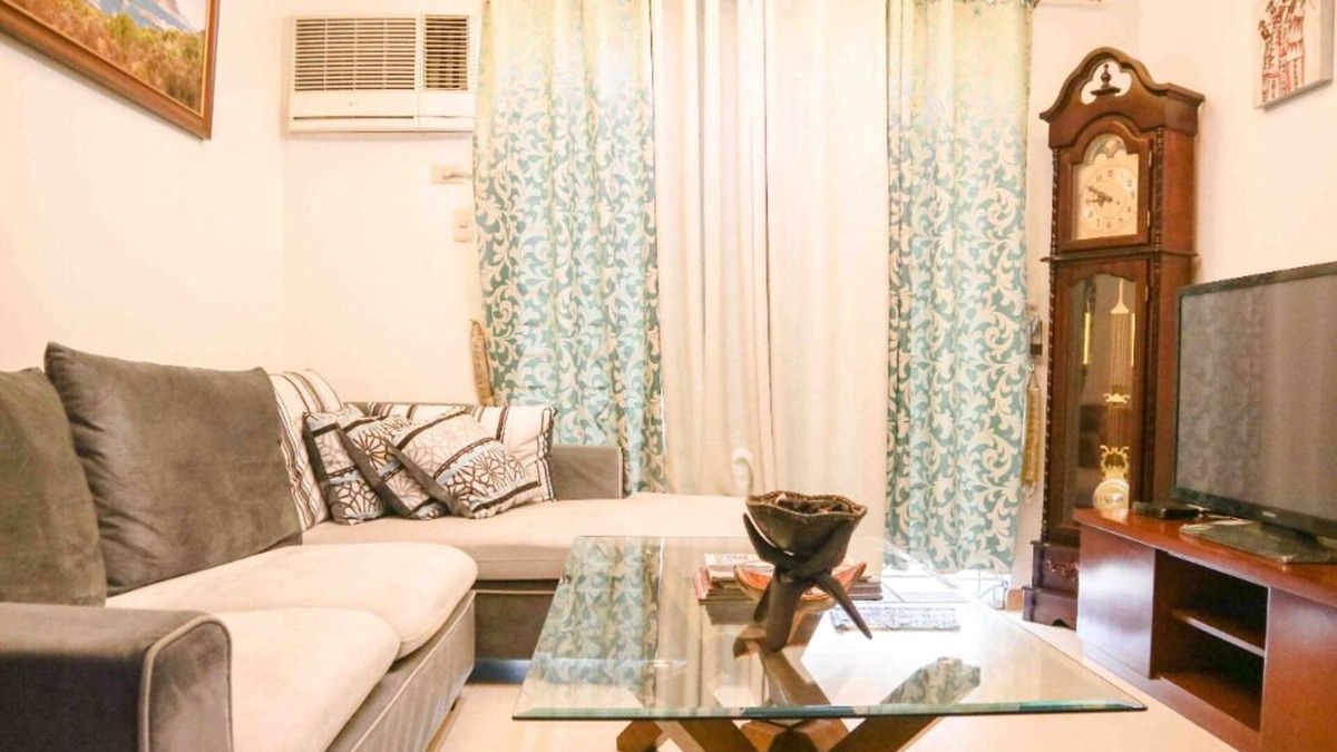 Paco Condo | Entire condo in heart of Manila for rental