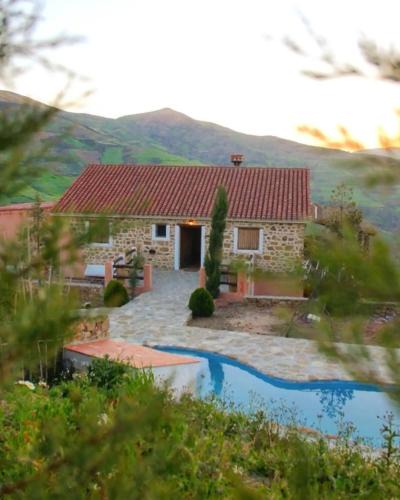 Al Hamra House | Entire cottage home in Larbaa Beni Hassen, Morocco