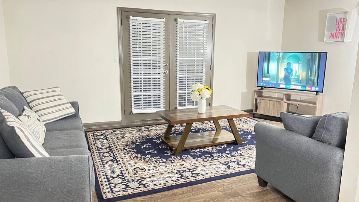 Sandy Springs Apartment | Entire cozy 2-bedroom Guest House in Atlanta