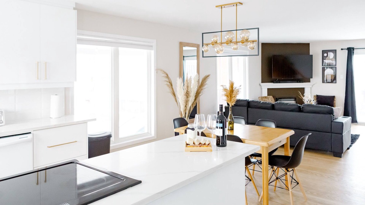 Downtown Gatineau House | *Entire COZY PLACE* 5 Minutes Drive Downtown Ottawa