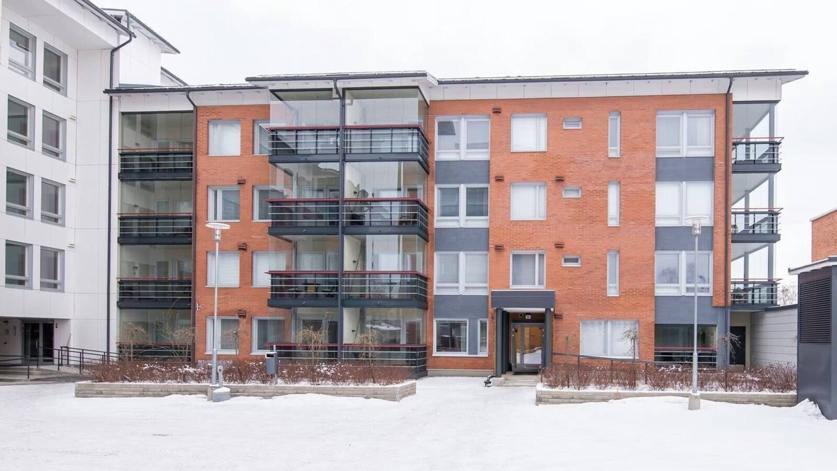 Vaasa Apartment | Entire downtown flat with free garage space