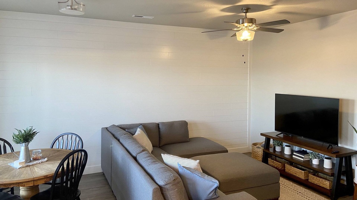 Cedar City House | Entire family friendly townhome 4 miles from downtown Cedar City. Close to I-15.
