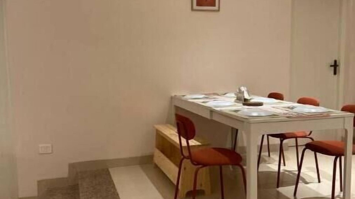 Anjuna House | Entire flat in Candolimnn