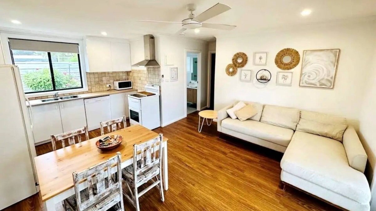Port Victoria House | Entire Group! Three 2-bedroom units in Port Victoria - perfect for large groups