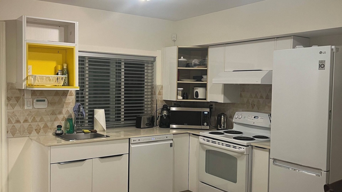 Pitt Meadows House | Entire Guest Suite: Spacious 3-Bed 1-Bath