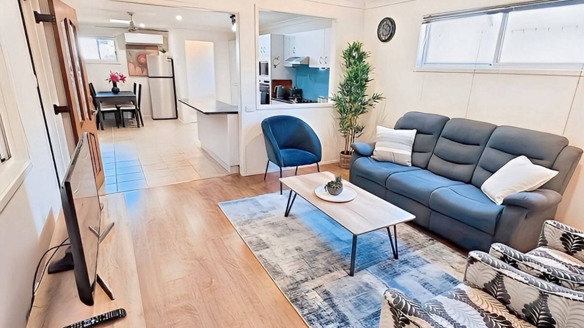 Westmead Villa | Entire Home- 5 Min to Parramatta,Westmead Hospital,Commbank stadium