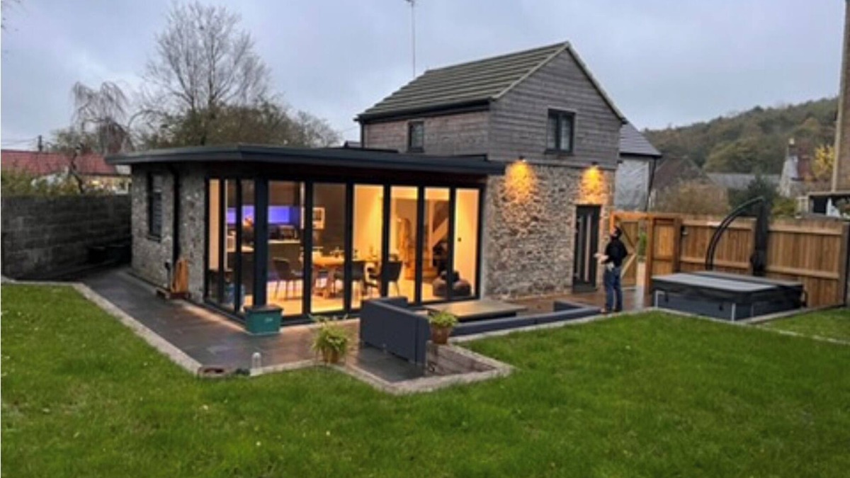 Leigh upon Mendip House | Entire home in Stoke Saint Michael, United Kingdom