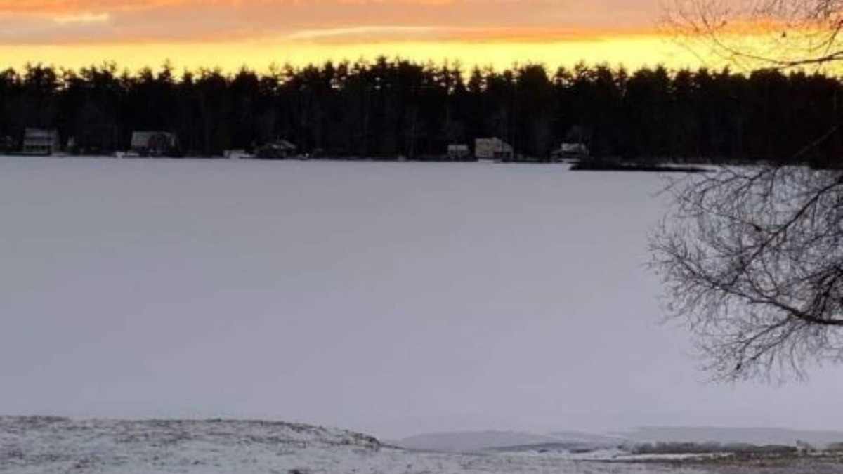 Wakefield House | Entire Home on Lake Ivanhoe East Wakefield, NH