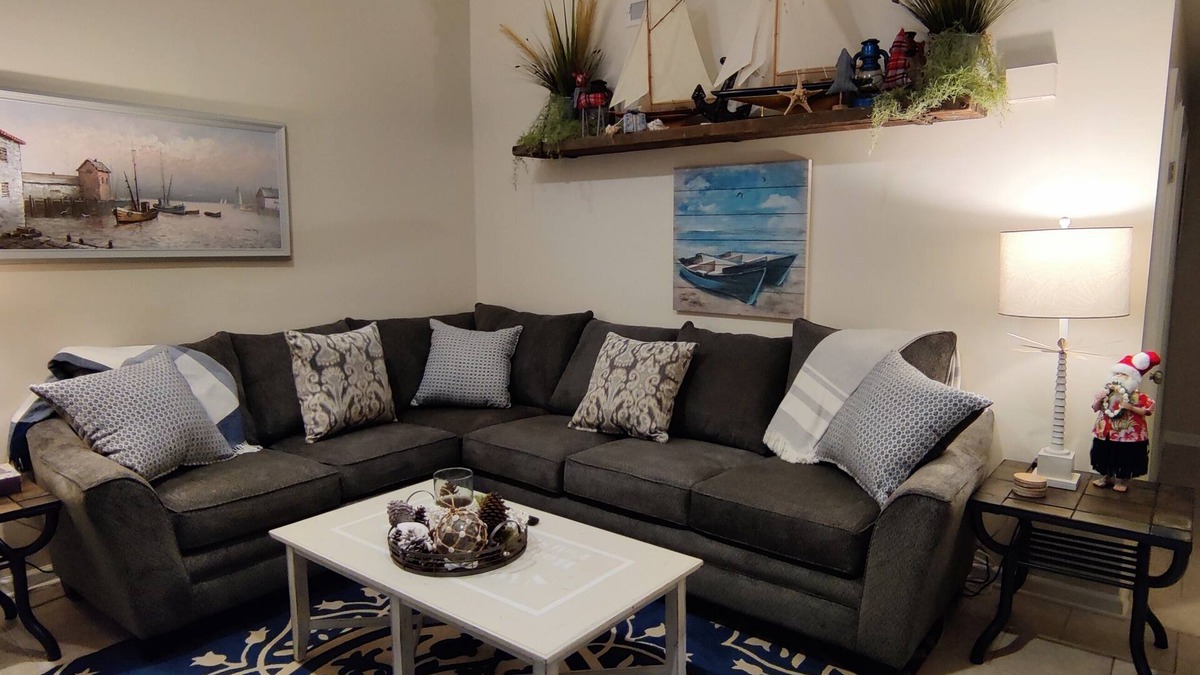 Northeast Virginia Beach House | Entire Home - Pet Friendly - Close to Beach - 2 Guests