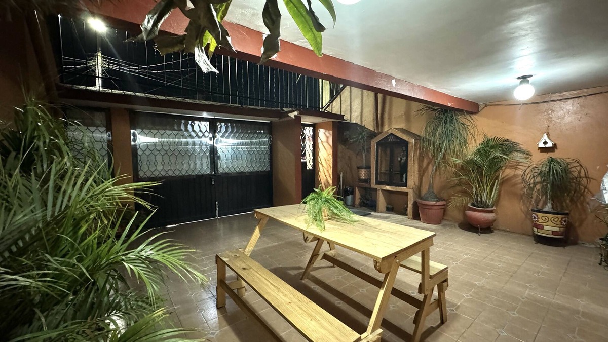 Nezahualcoyotl House | Entire house 8 minutes from the Impulsora metro