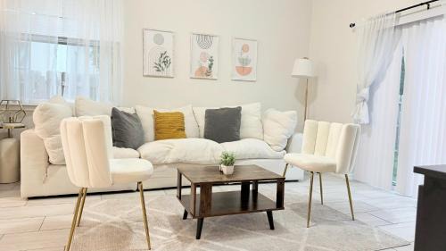 Taft House | Entire House in Orlando close to All Parks