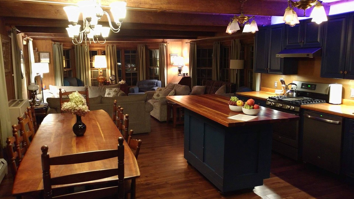 Westbrook House | Entire House - three suites - conferences, reunions, retreats
