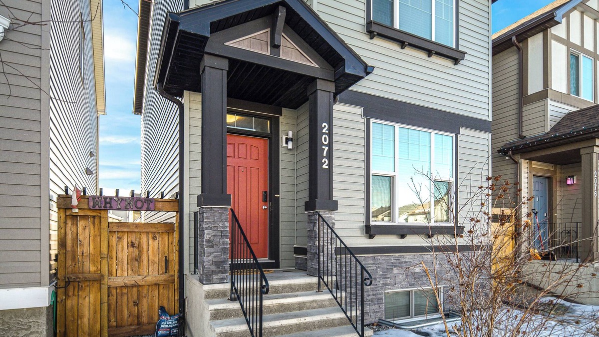 Southeast Calgary House | Entire modern and comfortable family home with AC in SE!