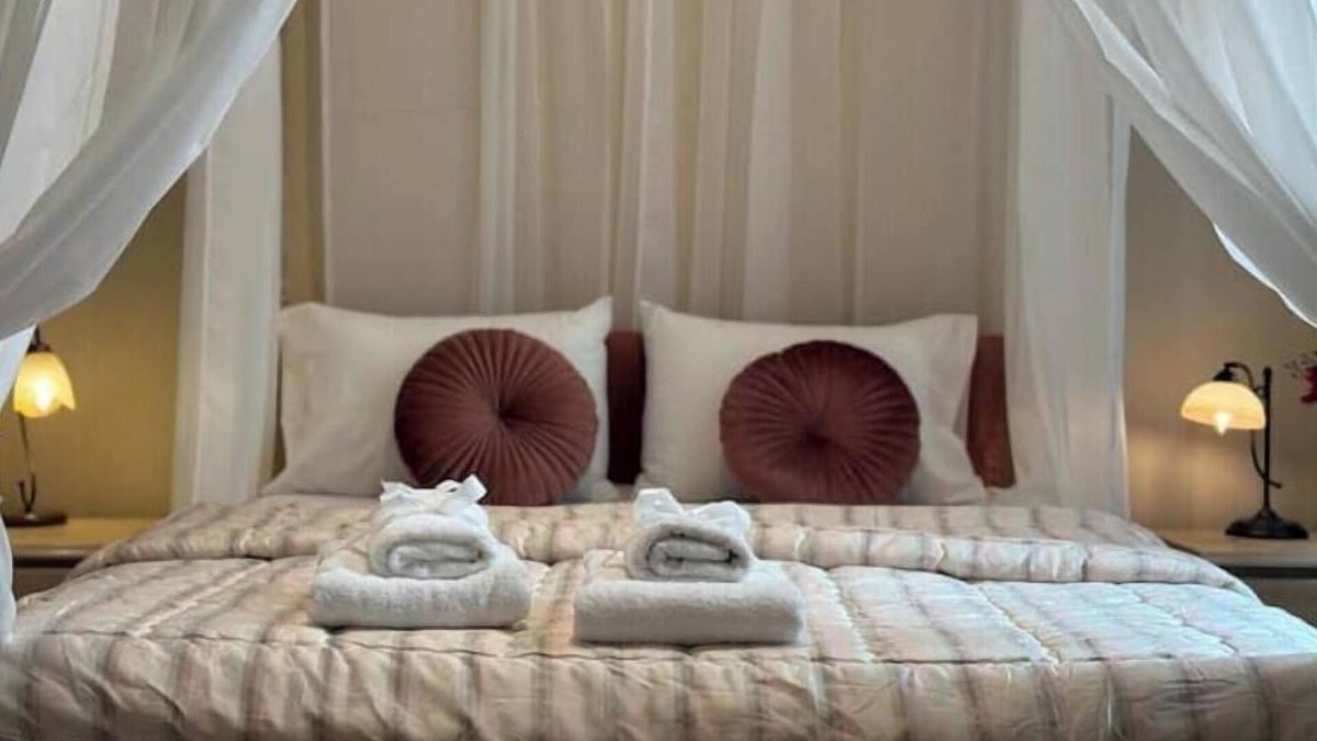 Paleopolis Apartment | Entire Neoclassical House, 4BR across two floors